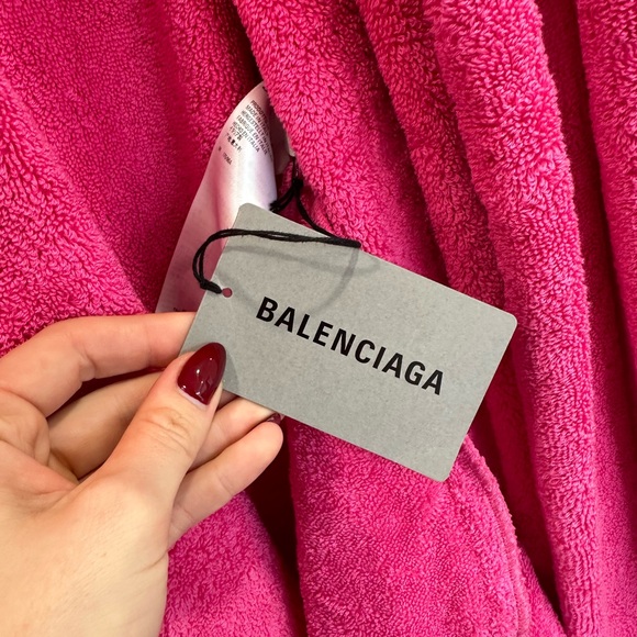 Balenciaga bathrobe - Picture 3 of 5